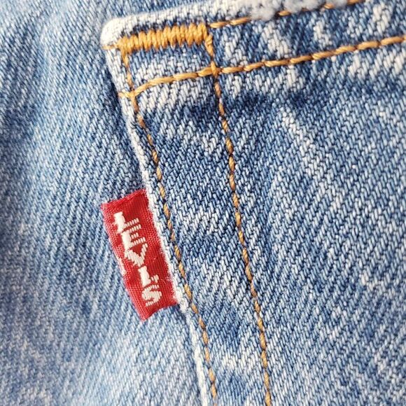Levis Wedgie Jeans Size 27 100% Cotton Rigid Denim Distressed Medium Blue Wash - Picture 8 of 11